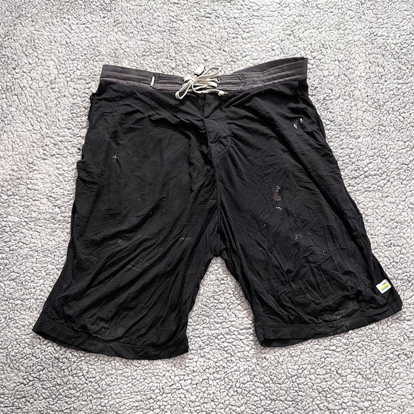 Vuori Boardshorts Mens Size 30 Black Swim Trunks Activewear Surf Surfer‎ Stretch - Picture 1 of 16